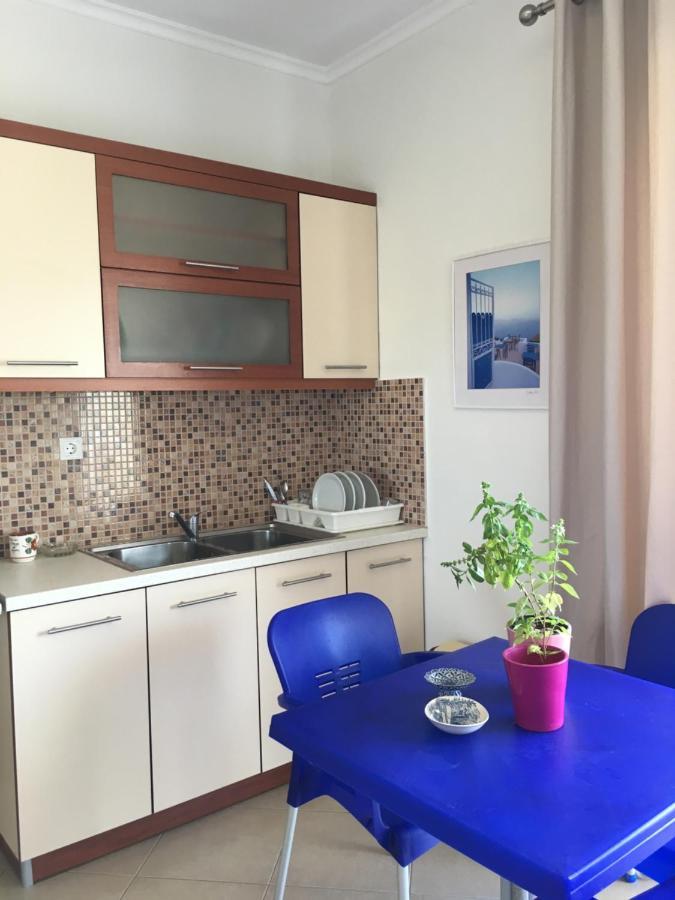 Marika'S Apartments Himare Exterior foto